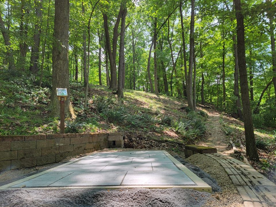 hole 2 red tee pad