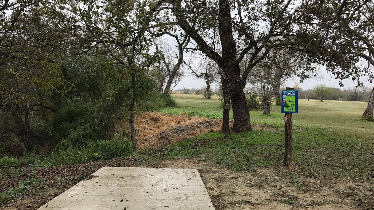 Hole 18 fall/winter