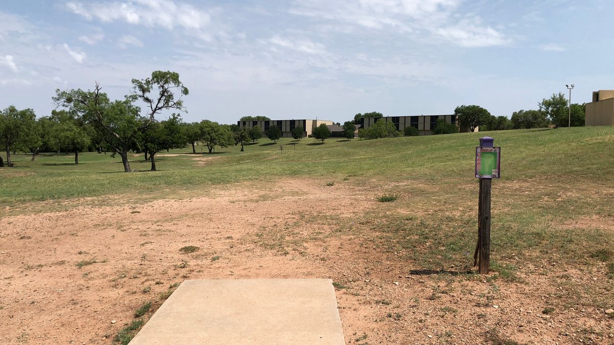 Hole 8
