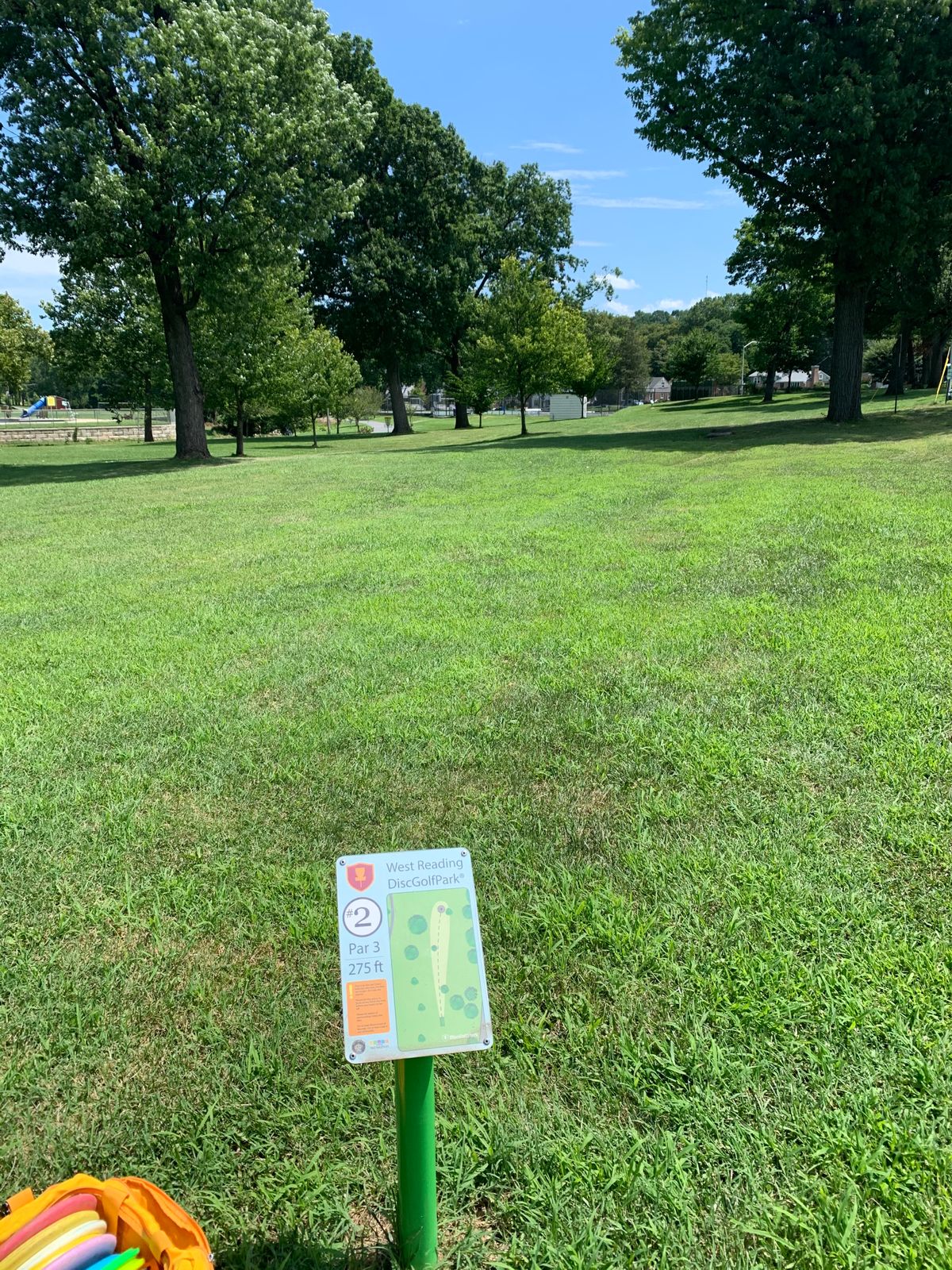 Am tee for hole 2