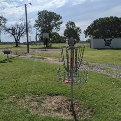 Hole 7 basket