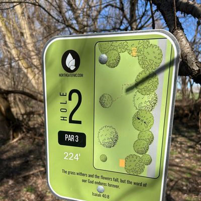 Hole 2 sign