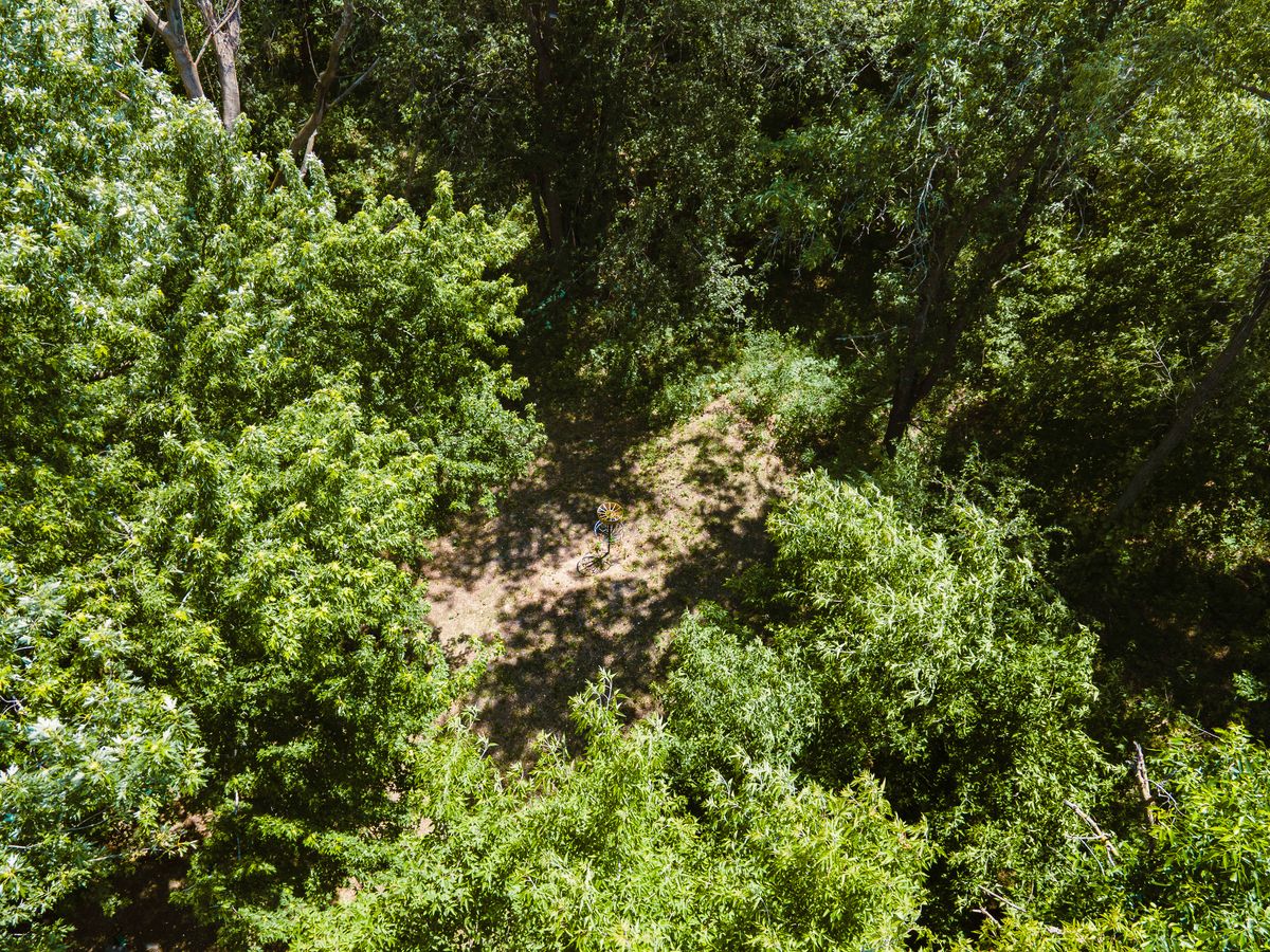 Aerial, Hole 1 (📸: Luke Zacharias)