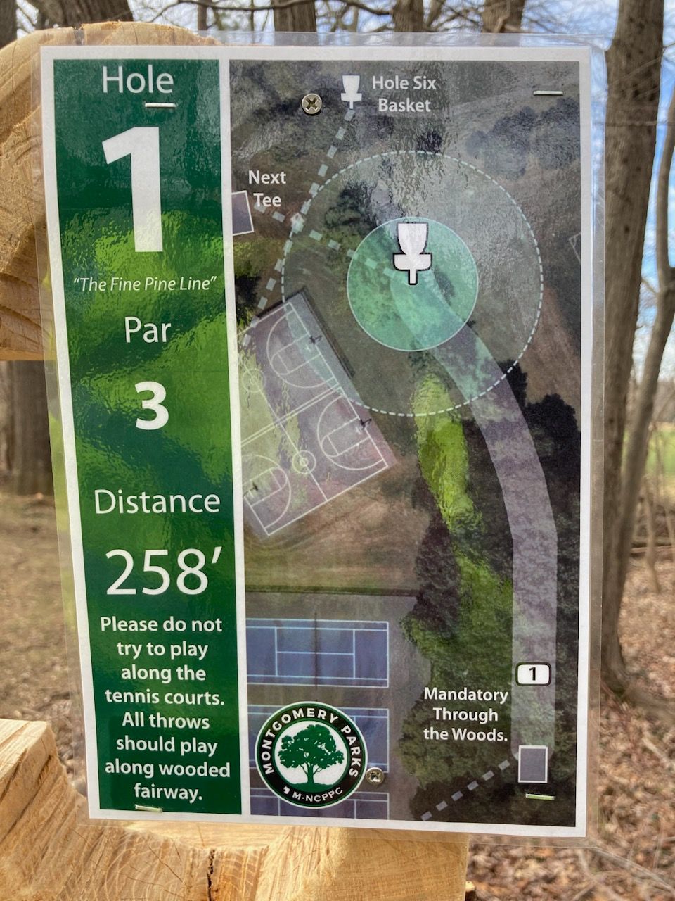 Hole 1 tee sign