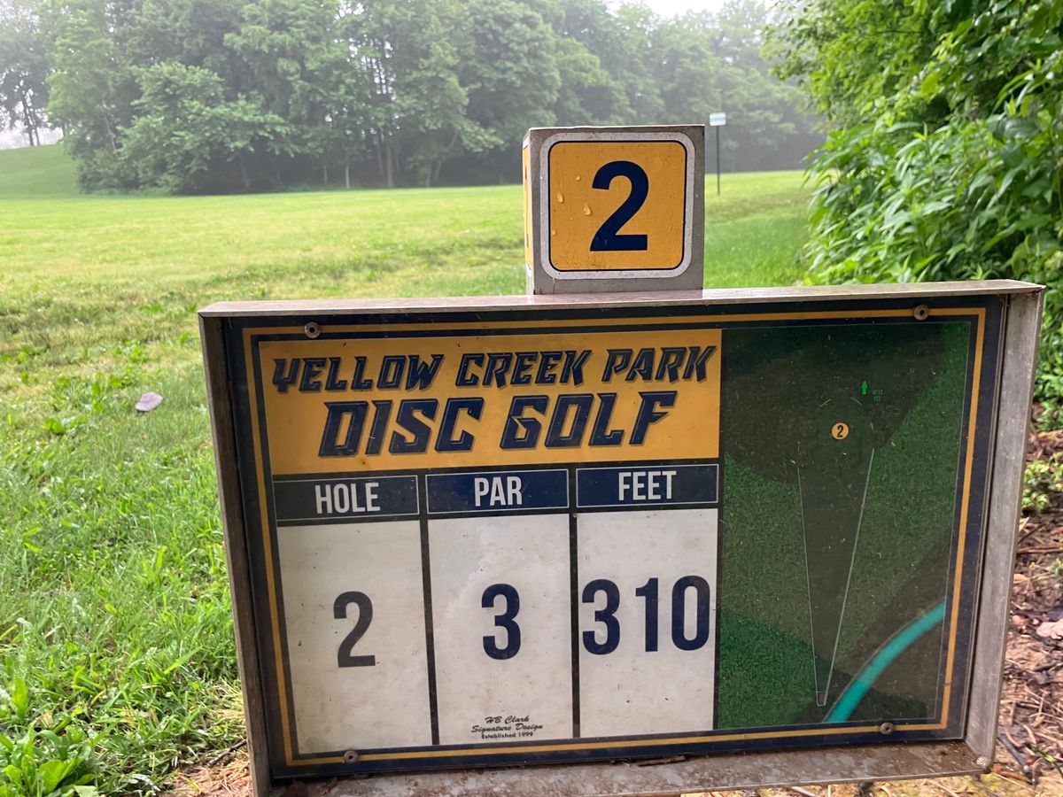 Tee sign for hole 2.