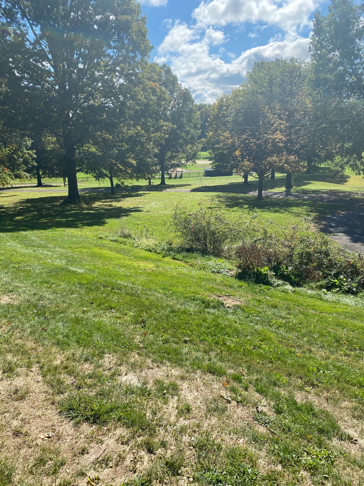 Tee 3 downhill toward ballpark