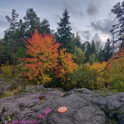 Fall at hole 3