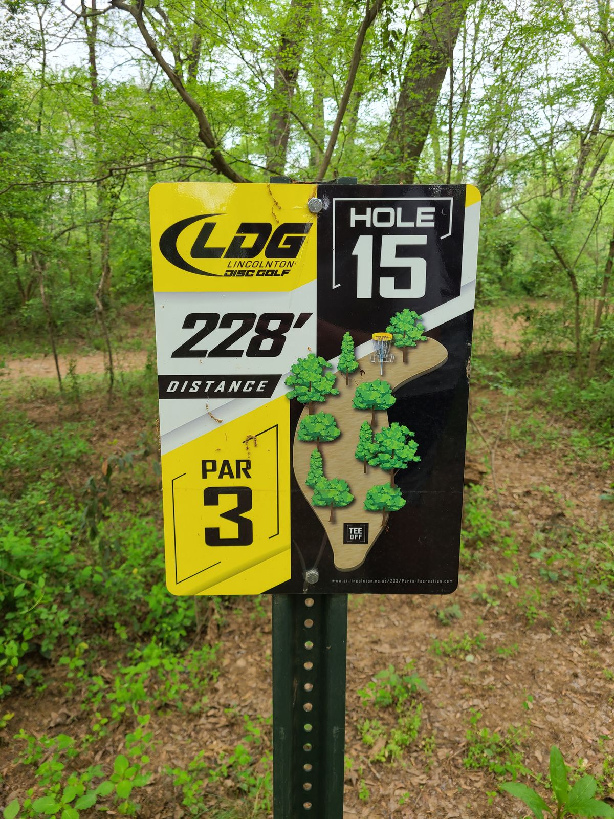 Hole 15 tee sign