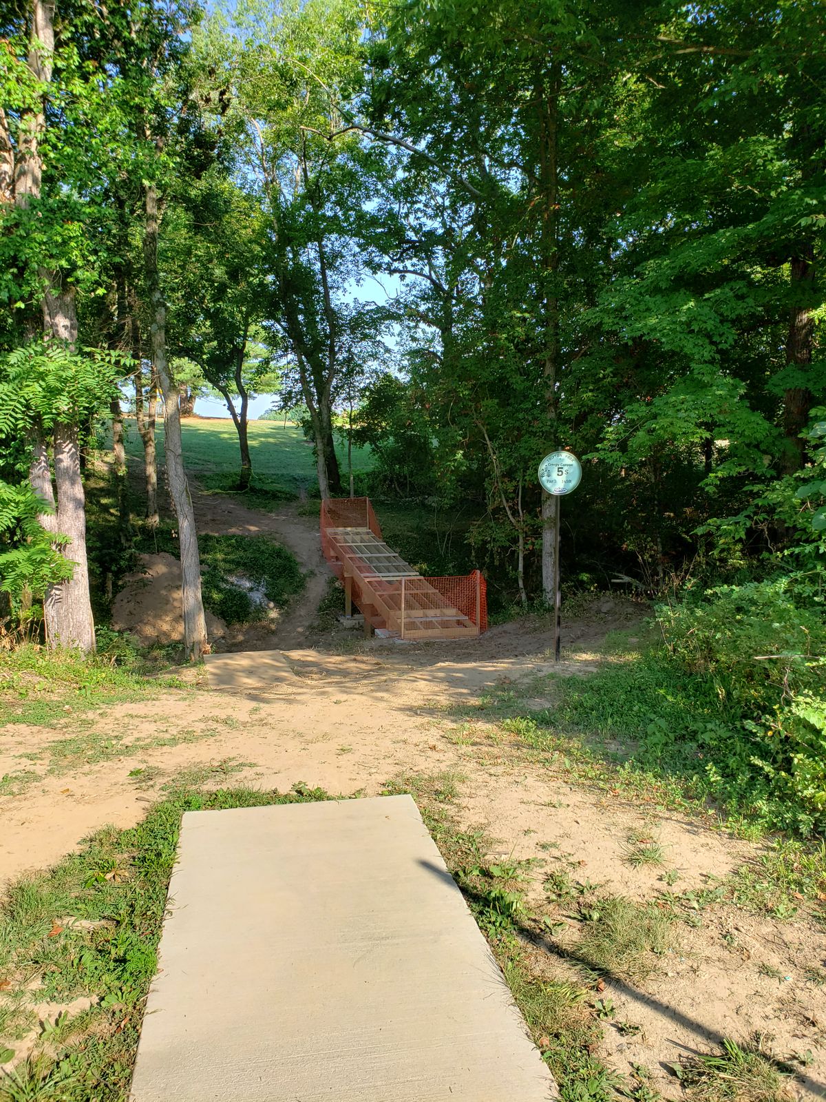 #5 Long Tee Box.