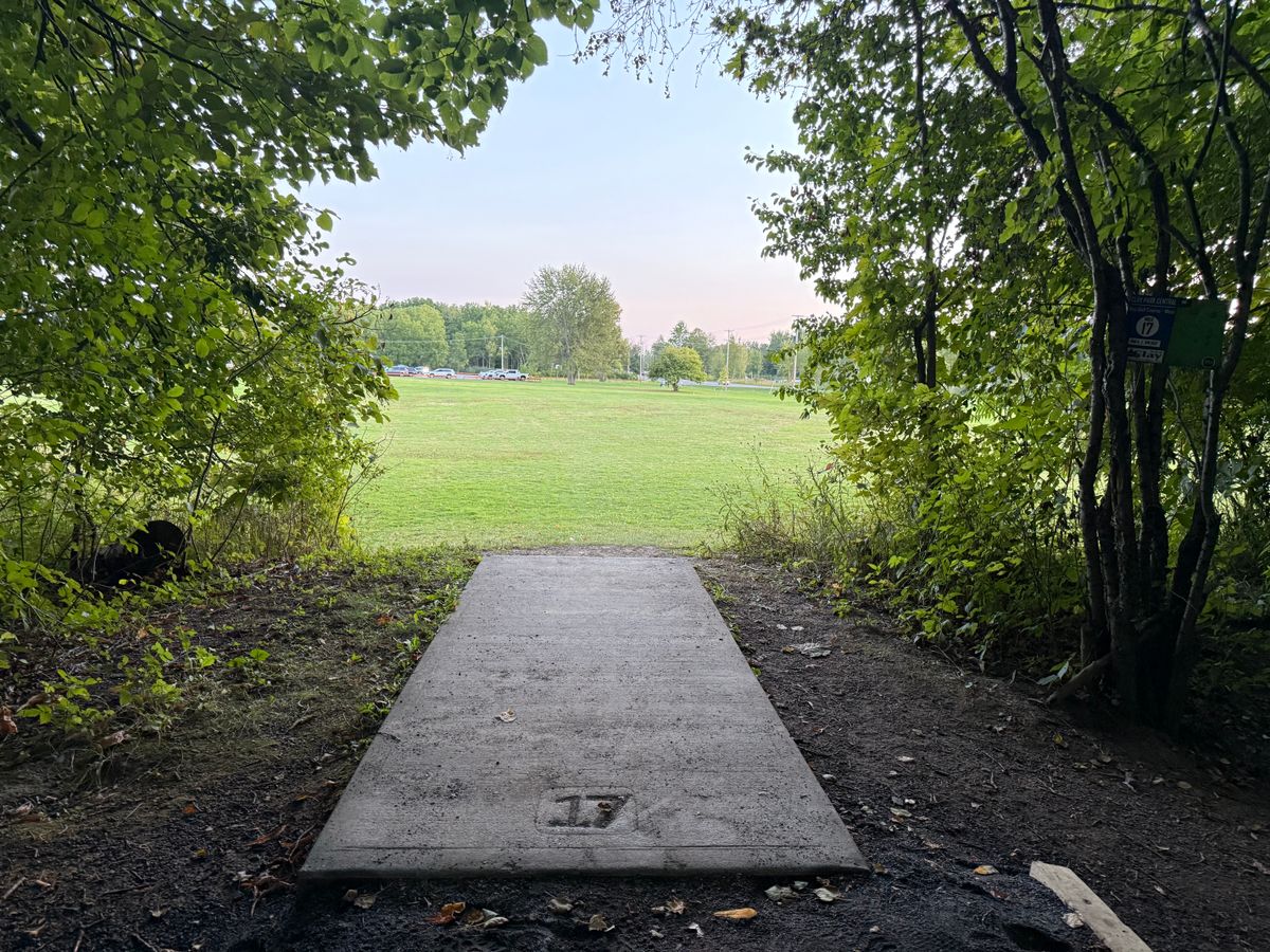 Hole 17 Tee