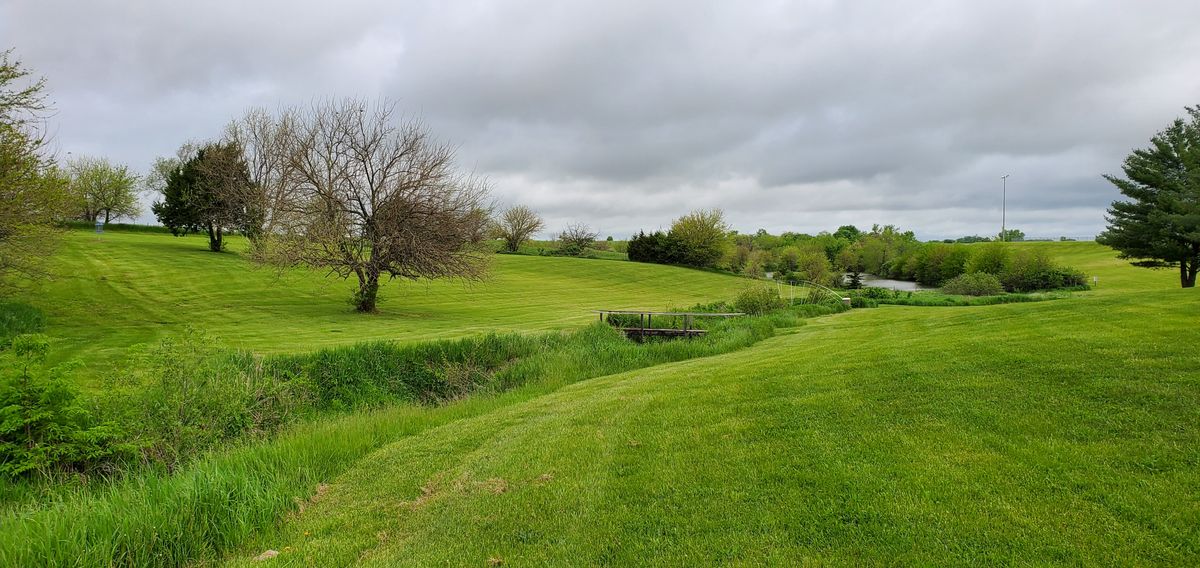 #3 pin/fairway on the left. #4 is up top and #5 is coming back across pin off screen to the right
