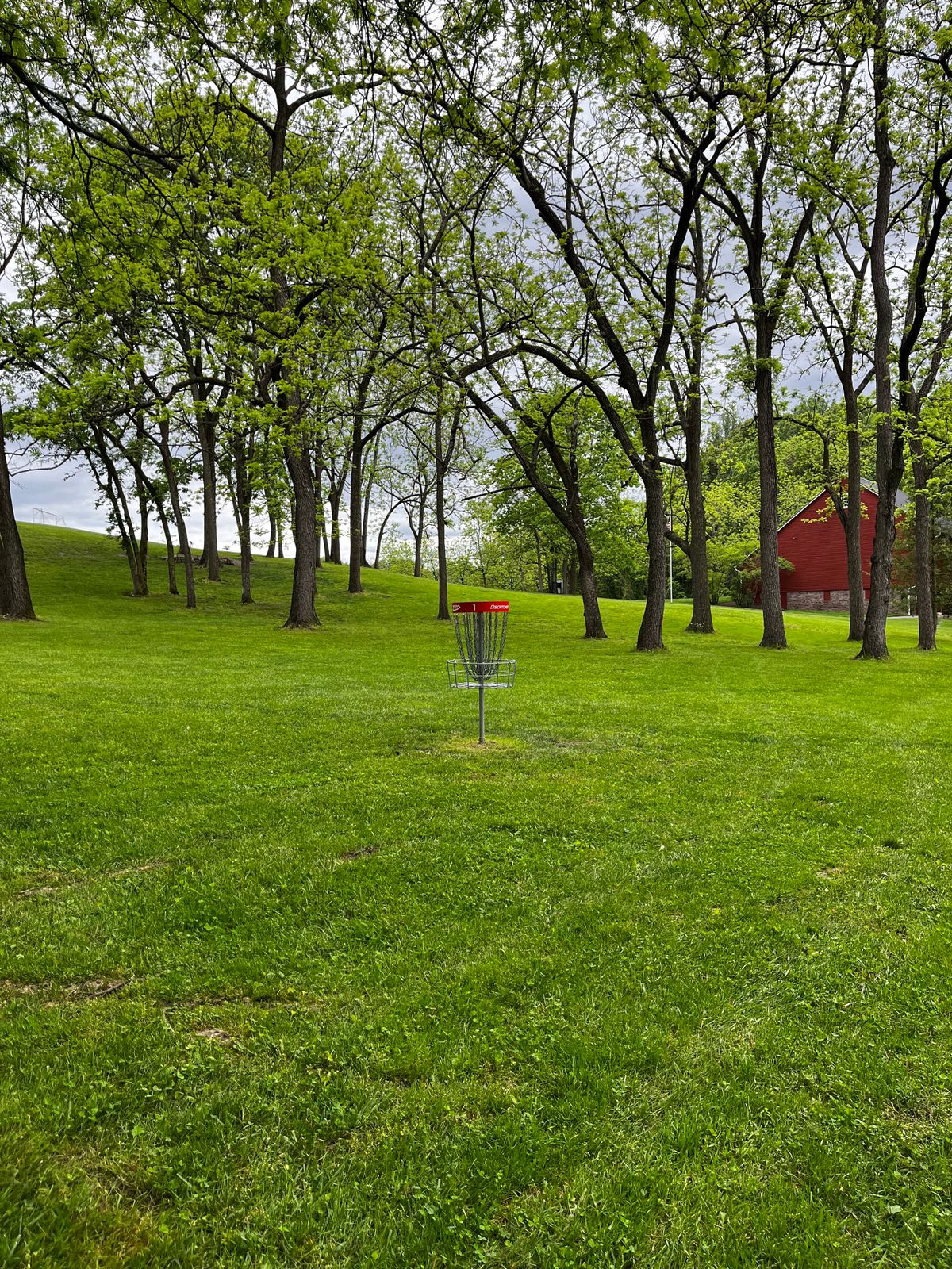 Hole 1 red green