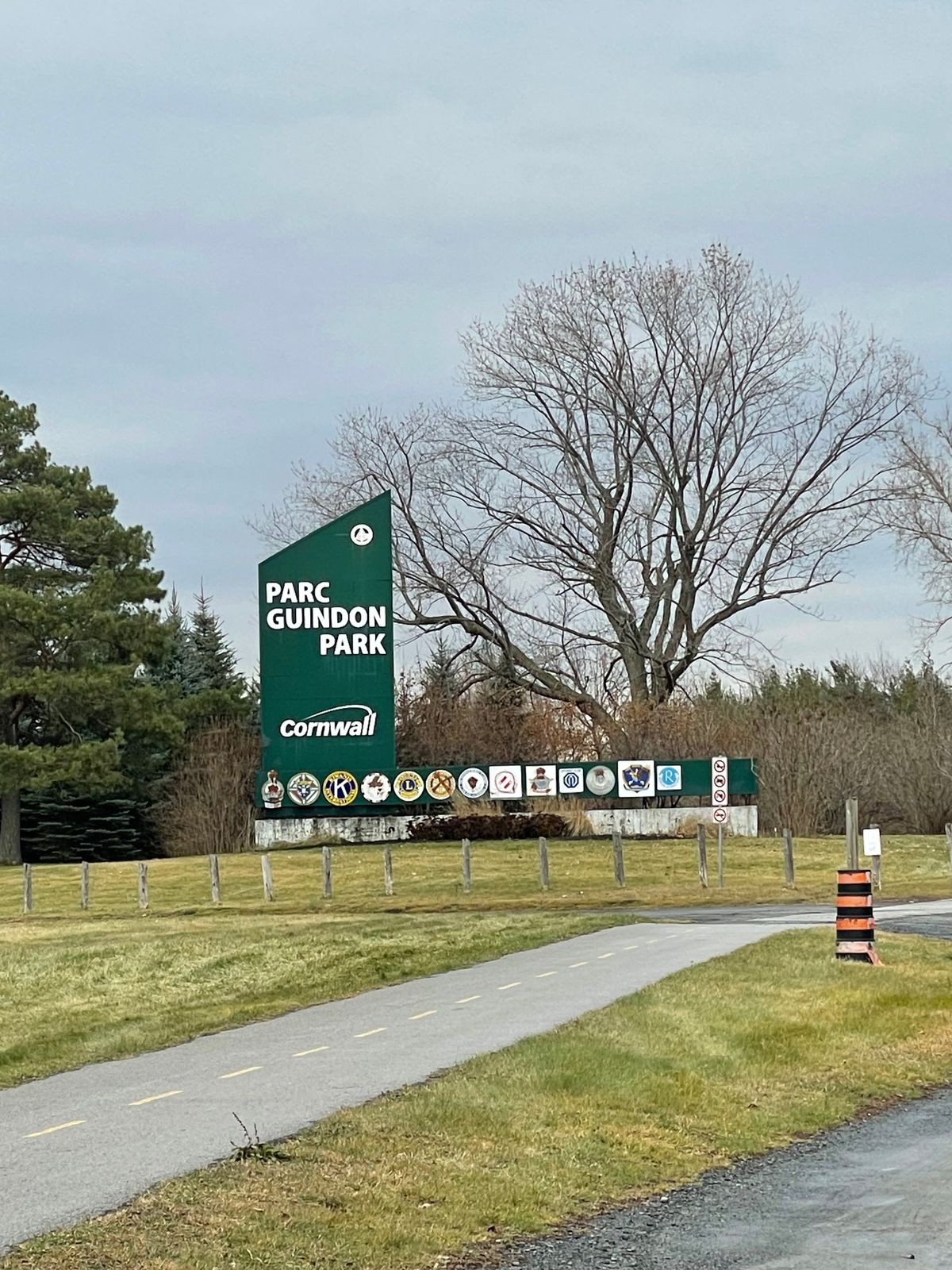 Main park entrance coming from long sault.