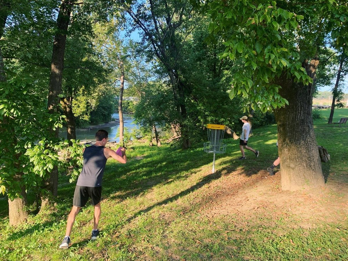 Hole 7 basket