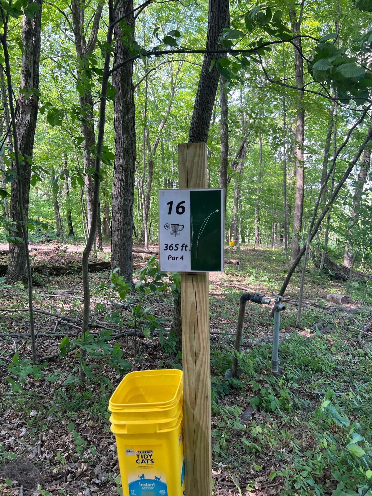 Hole 16 sign