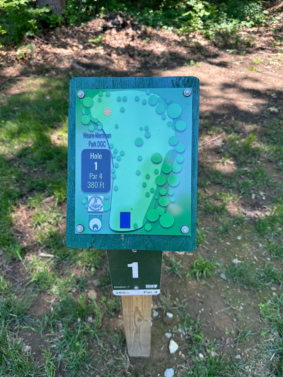 Signage at hole 1