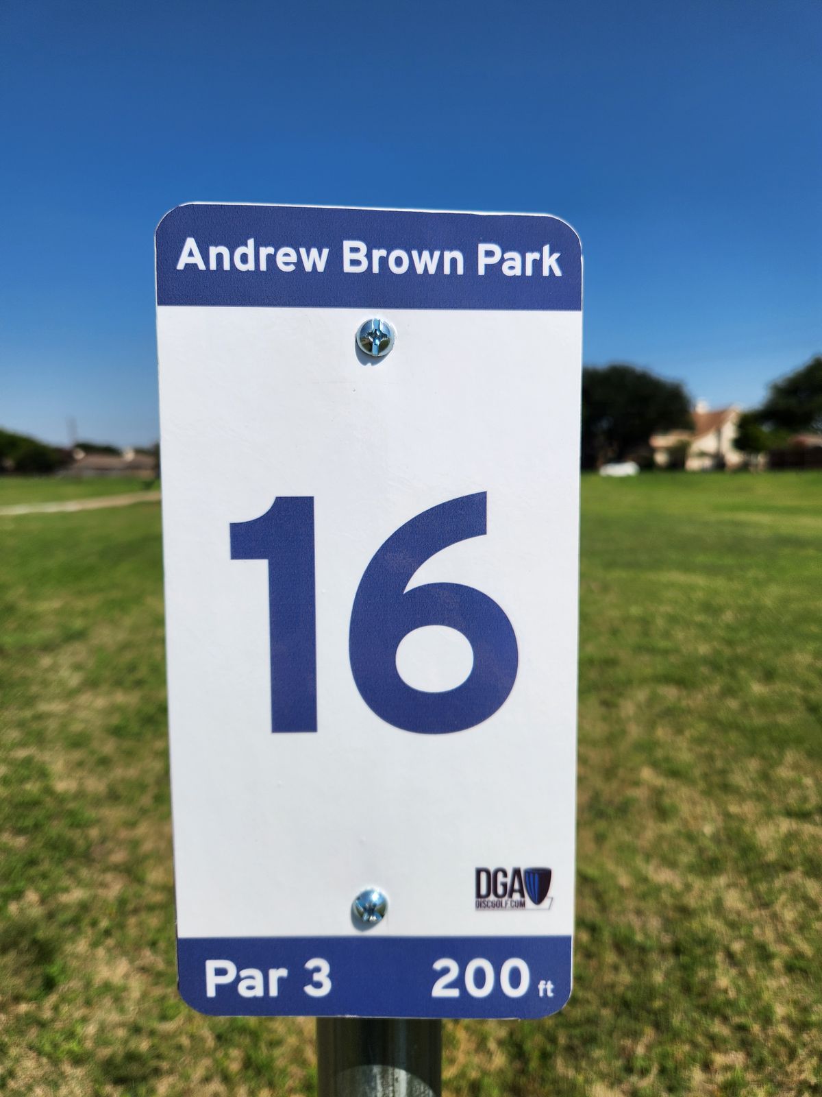Hole 16 tee sign