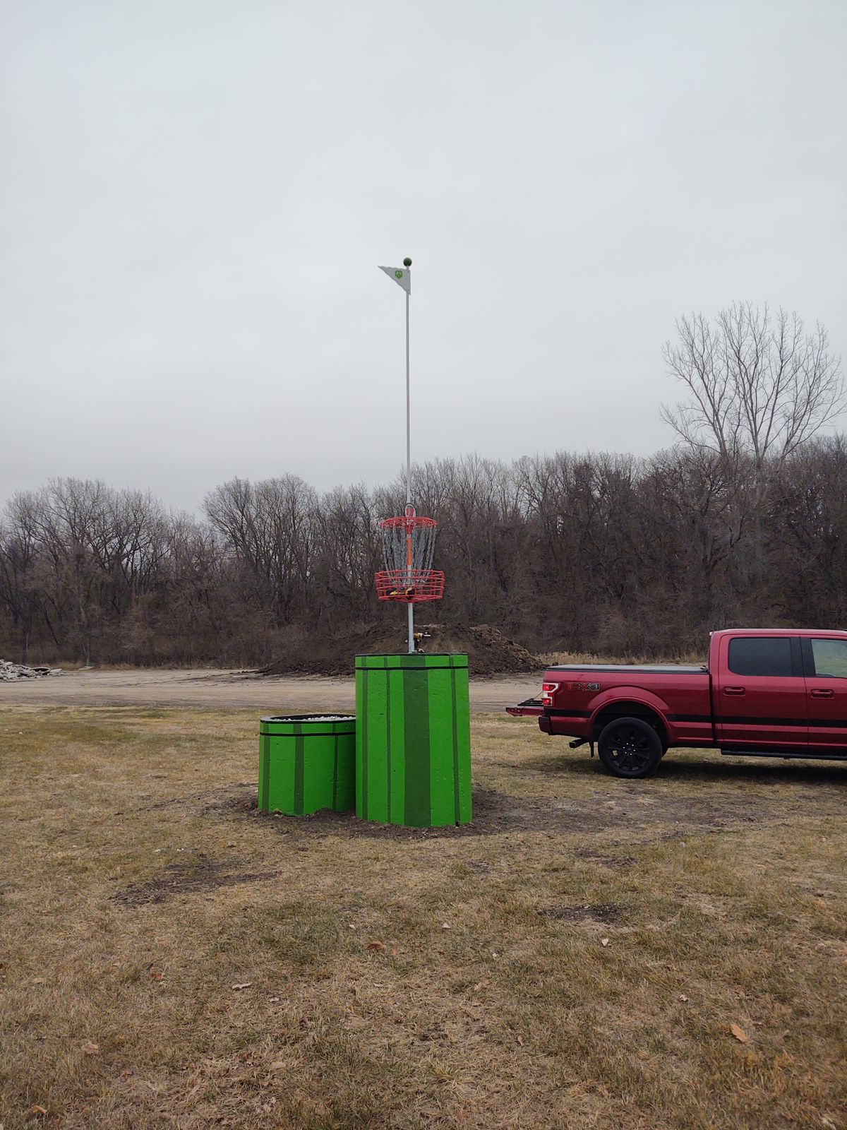 Added to hole 17 this fun elevated basket