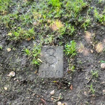 Hole 3 tee marker