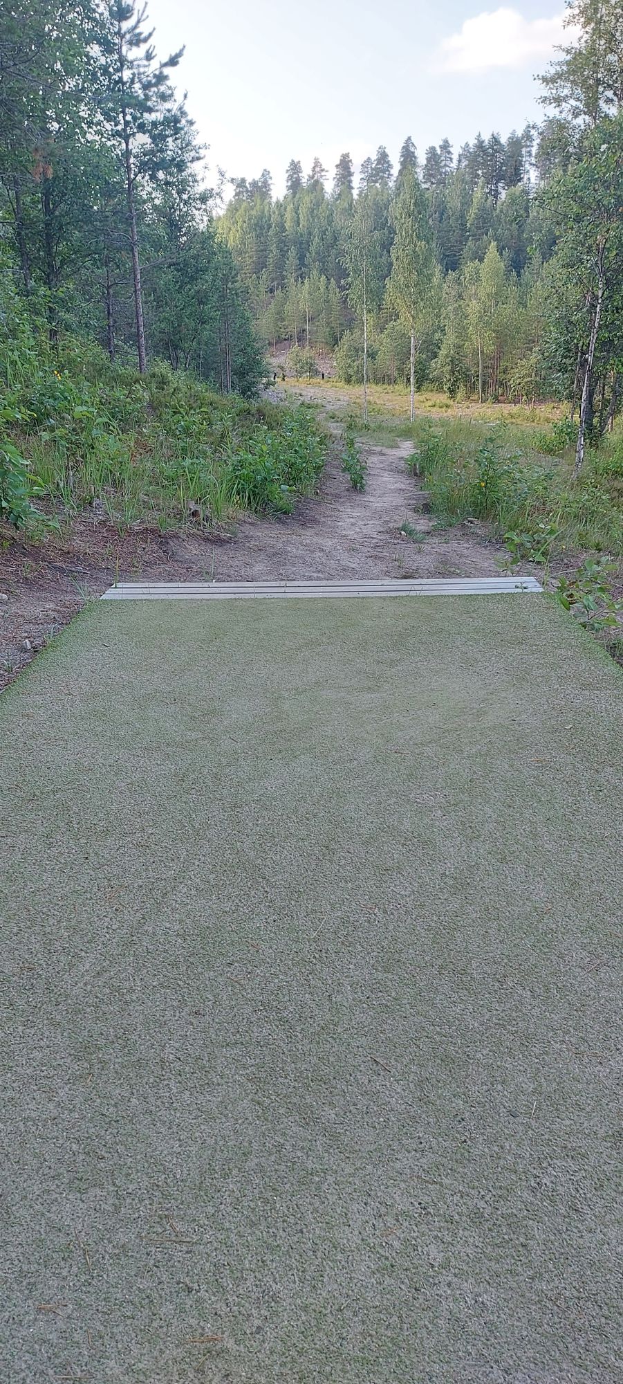Tarinalaakso New Course tee 3