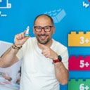 User avatar image