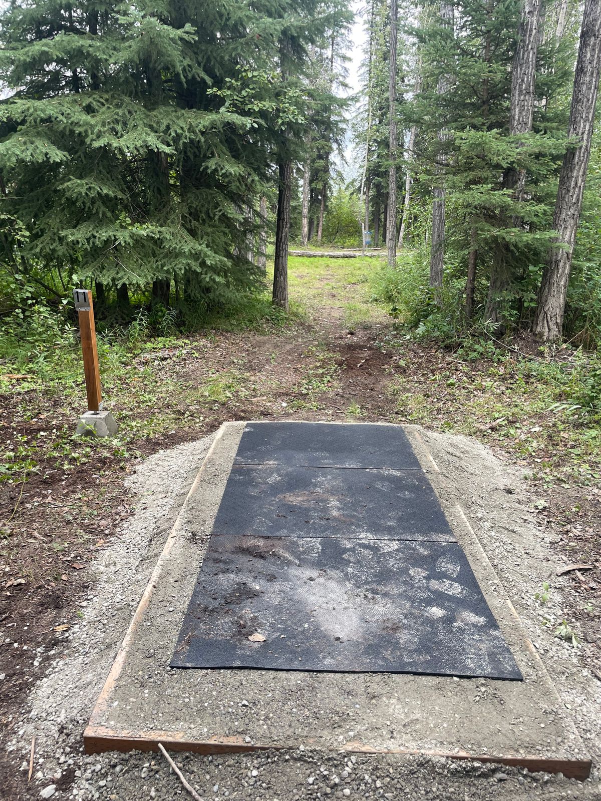 Hole 11 tee pad