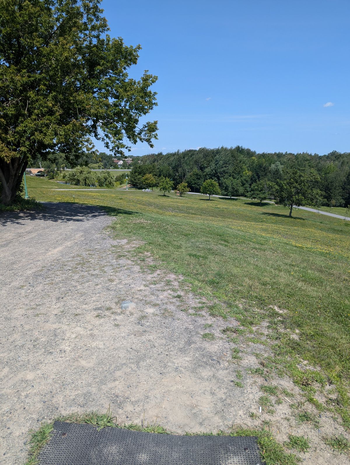 Hole 1 - Long