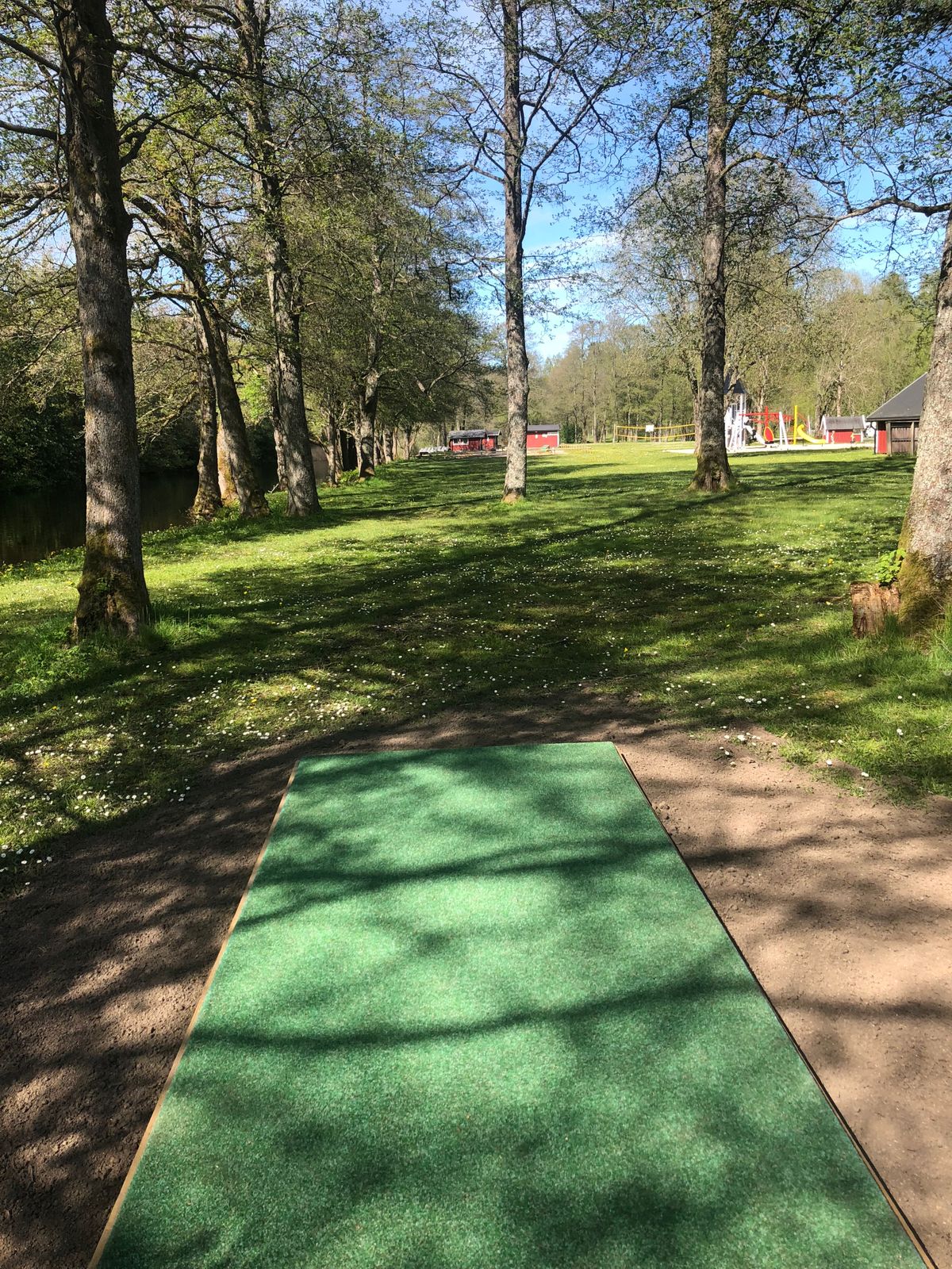 Tee 3