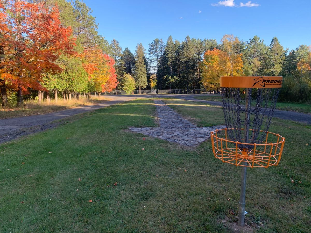View of hole 3 looking towards the tee pad.