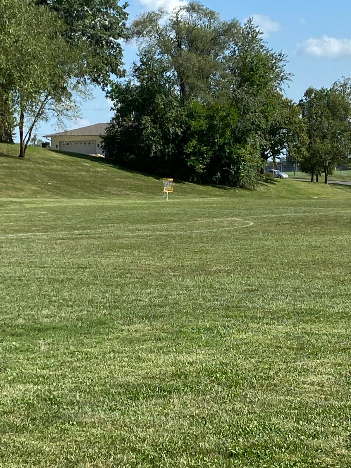 Hole 3 White Tee to Basket