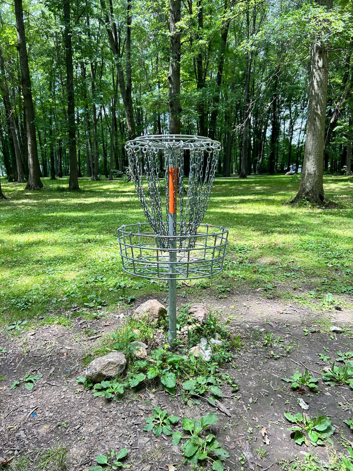 Baskets don’t have numbers on top, but very easy to decipher which is which.