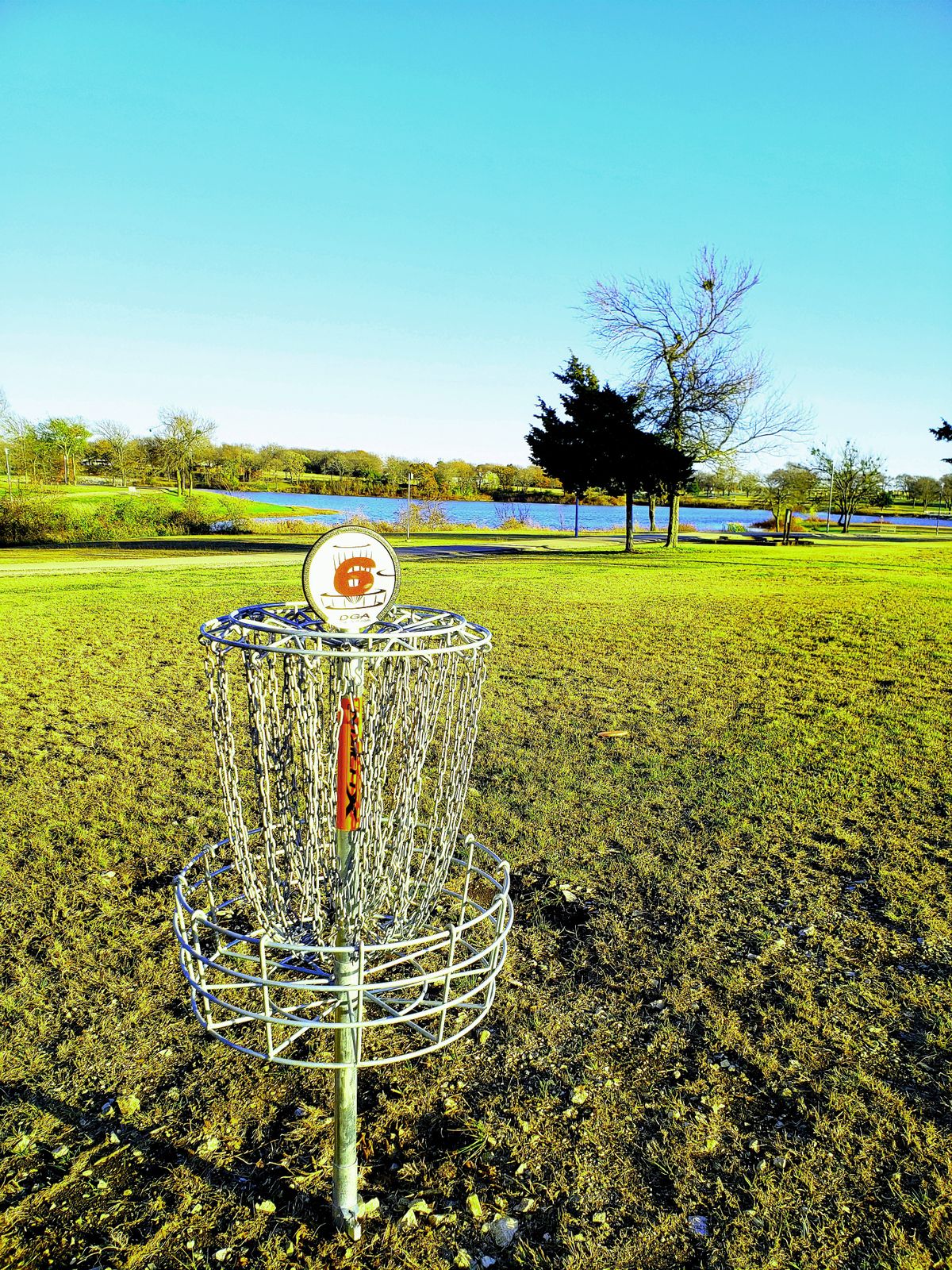Hole 6 chains