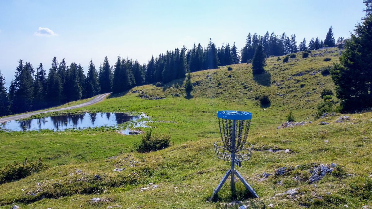 Hole 18 (valley shot)