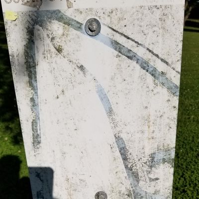 Tee box sign are weather Beatles. Use disc map for holes.