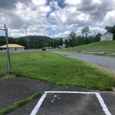 Hole 1 tee pad