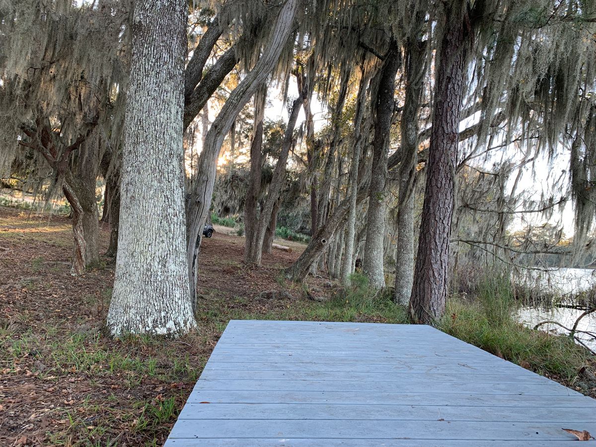 Hole 8’ long tee