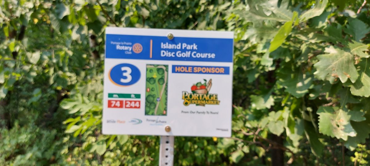 Hole sign  #3 🍁🌳🍁🌳🍁