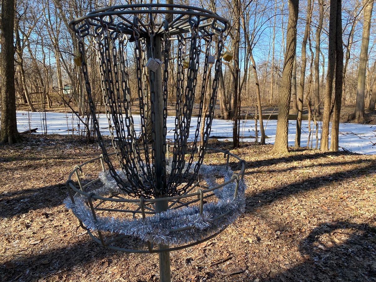 Holiday decorations on Basket 17.