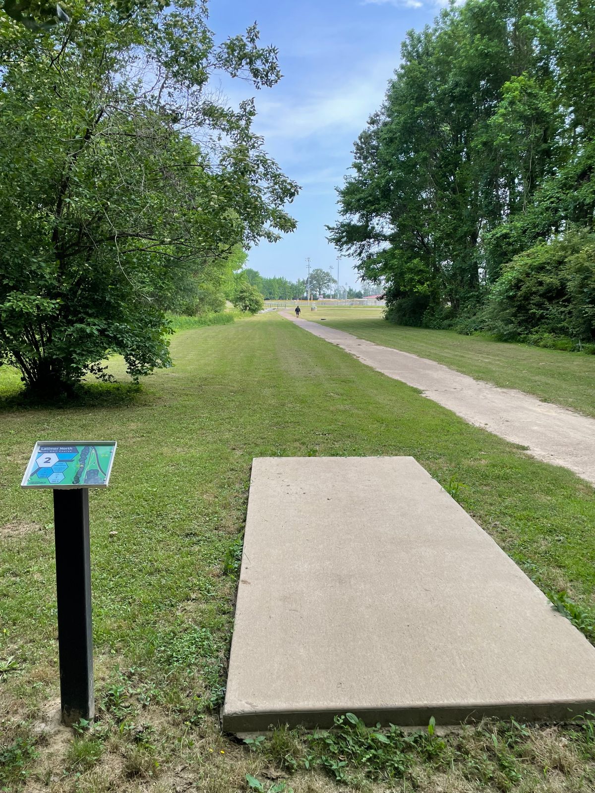 Hole 2 tee