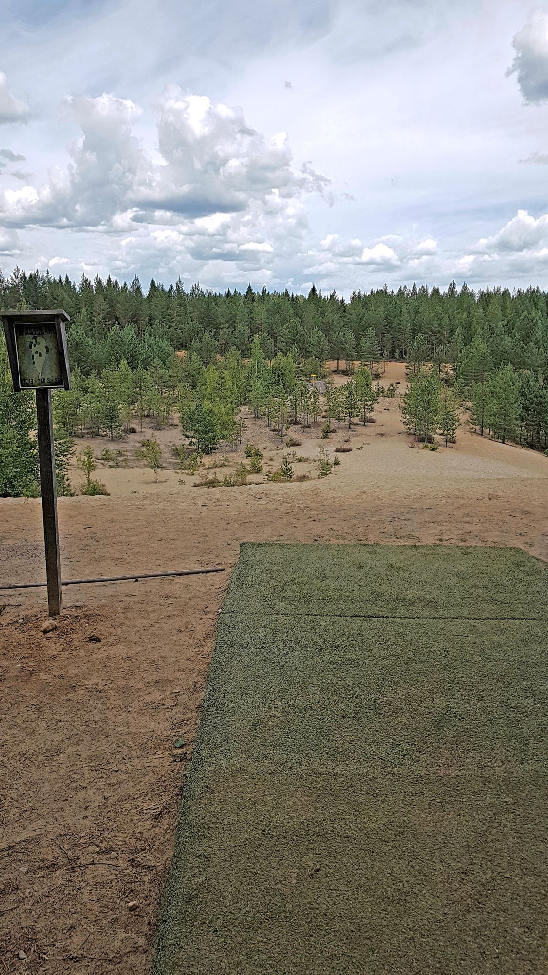 Tee 13