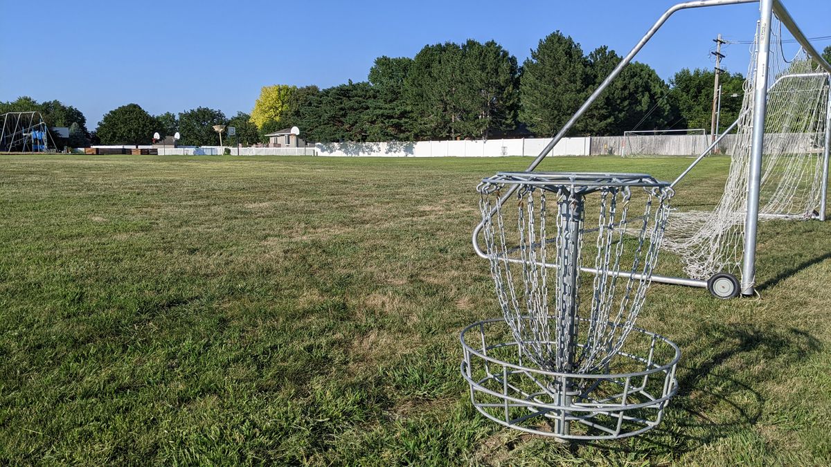 Tee #3, basket 2