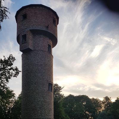 Hole#9. First tee is behind this tower