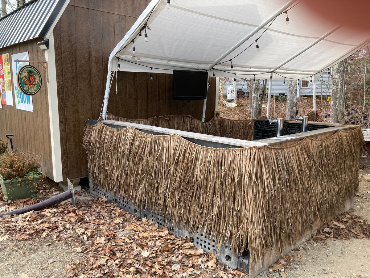 Outdoor beverage consumption area