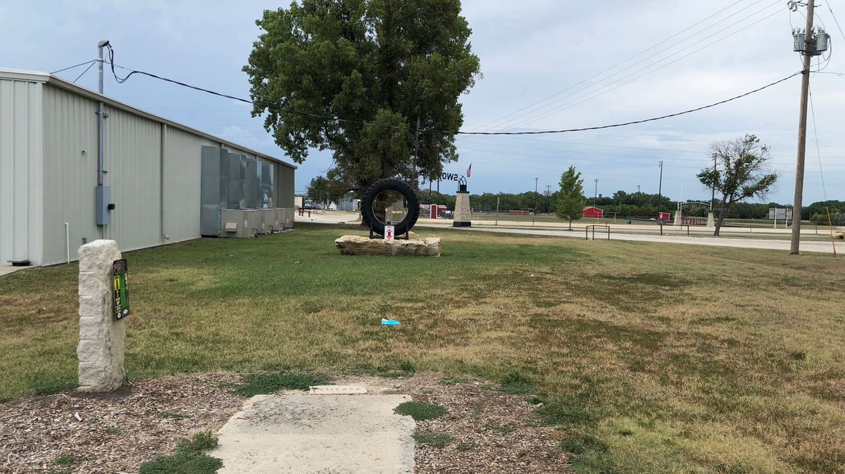 Hole 8