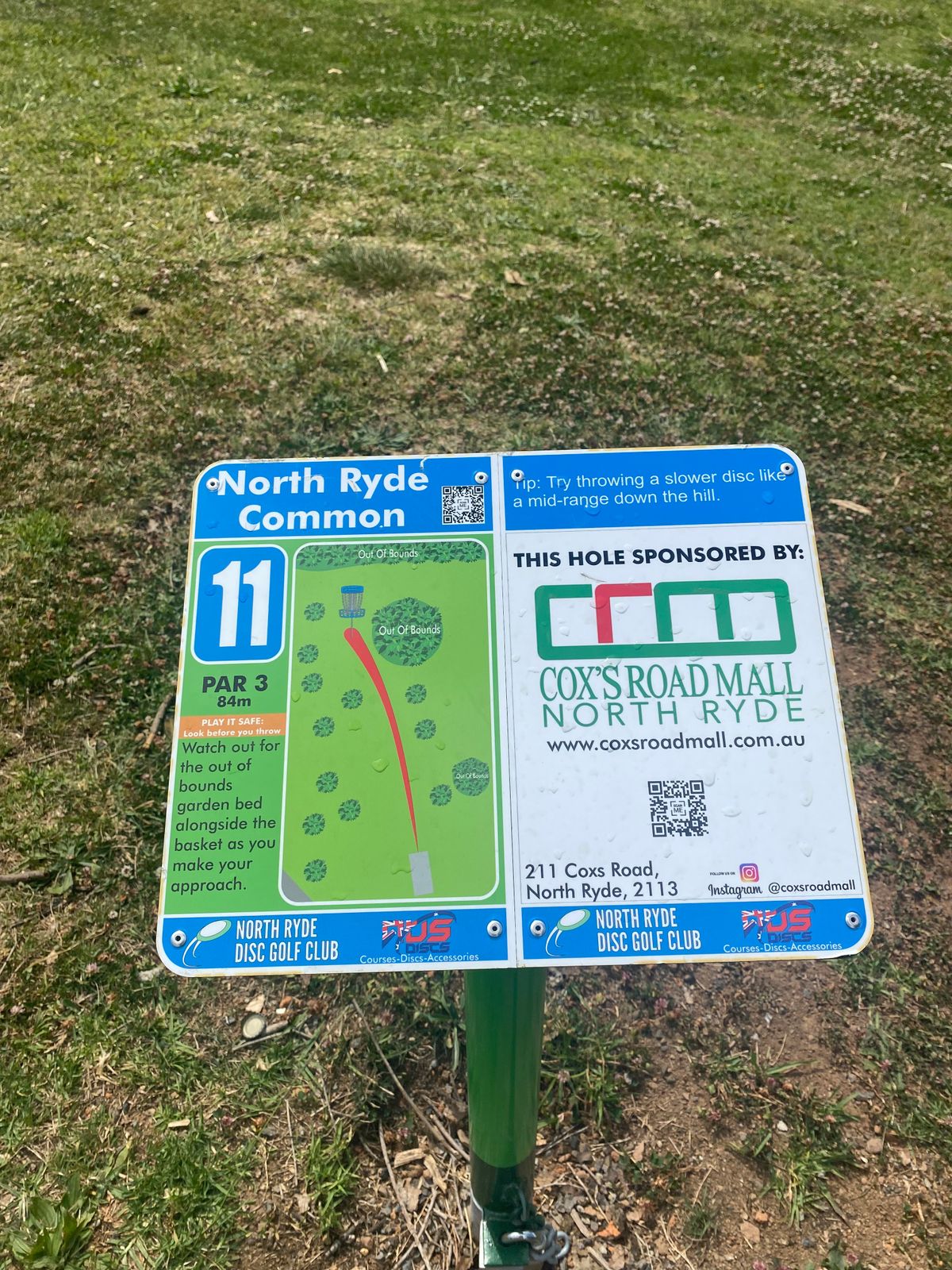 Hole 11 Tee Sign