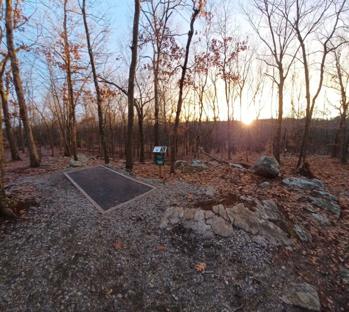 Sunsets on 7, feels like I'm in heaven @ Mohegan Park Disc Golf Course