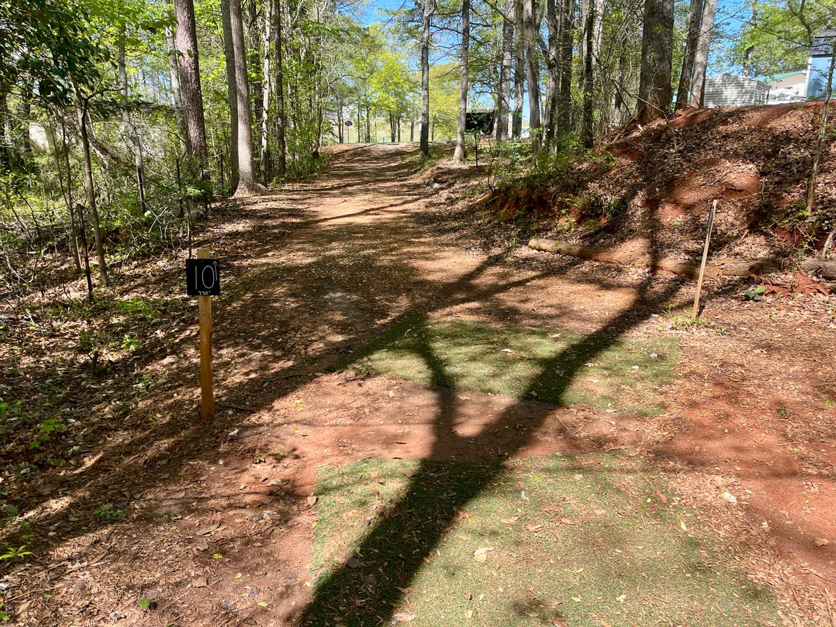 Hole 10 tee
