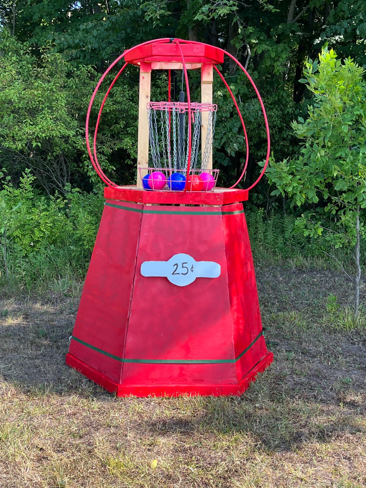 Hole #9 Basket: The Gumball Machine