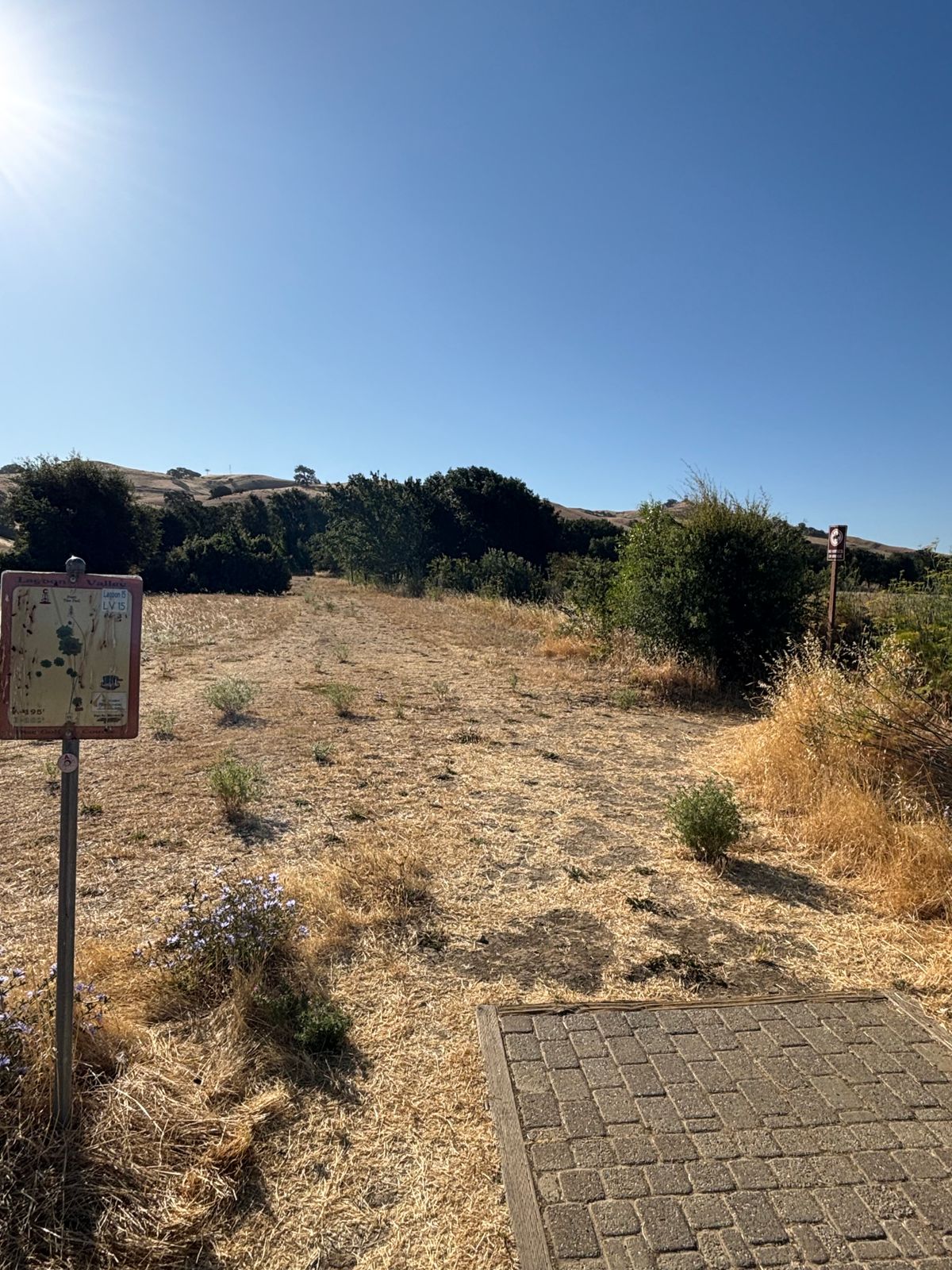 Lagoon Front Hole 15