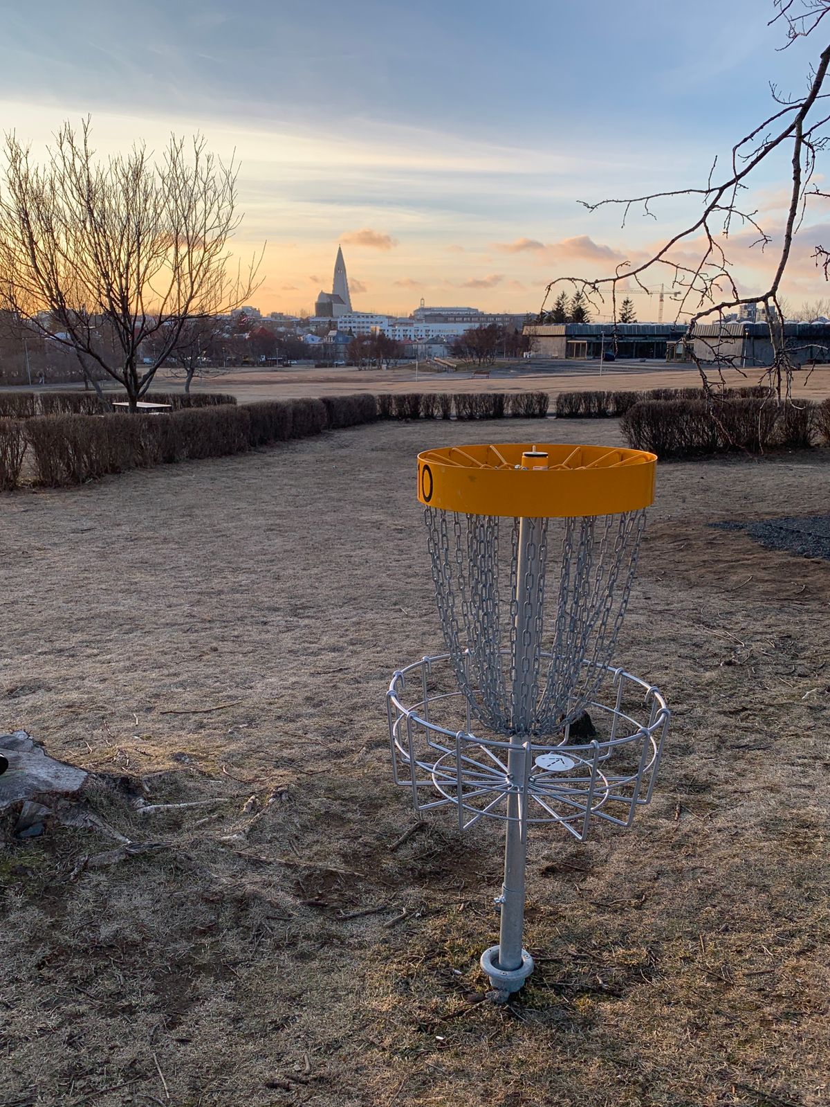 Hole 10 @ sunset with Hallgrimskirkja on the horizon
